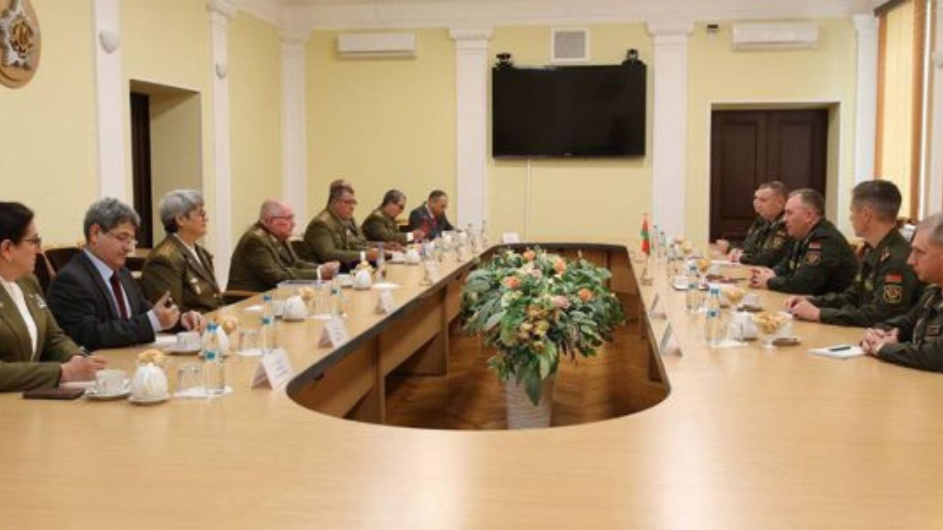 Regímenes cubano y bielorruso reforzarán alianzas militares