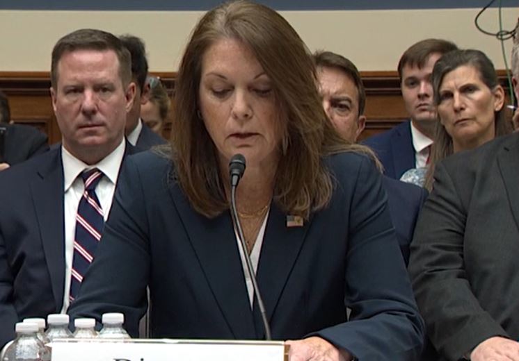 Renuncia directora del Servicio Secreto tras reconocer que el atentado contra Trump fue un "fallo operativo"