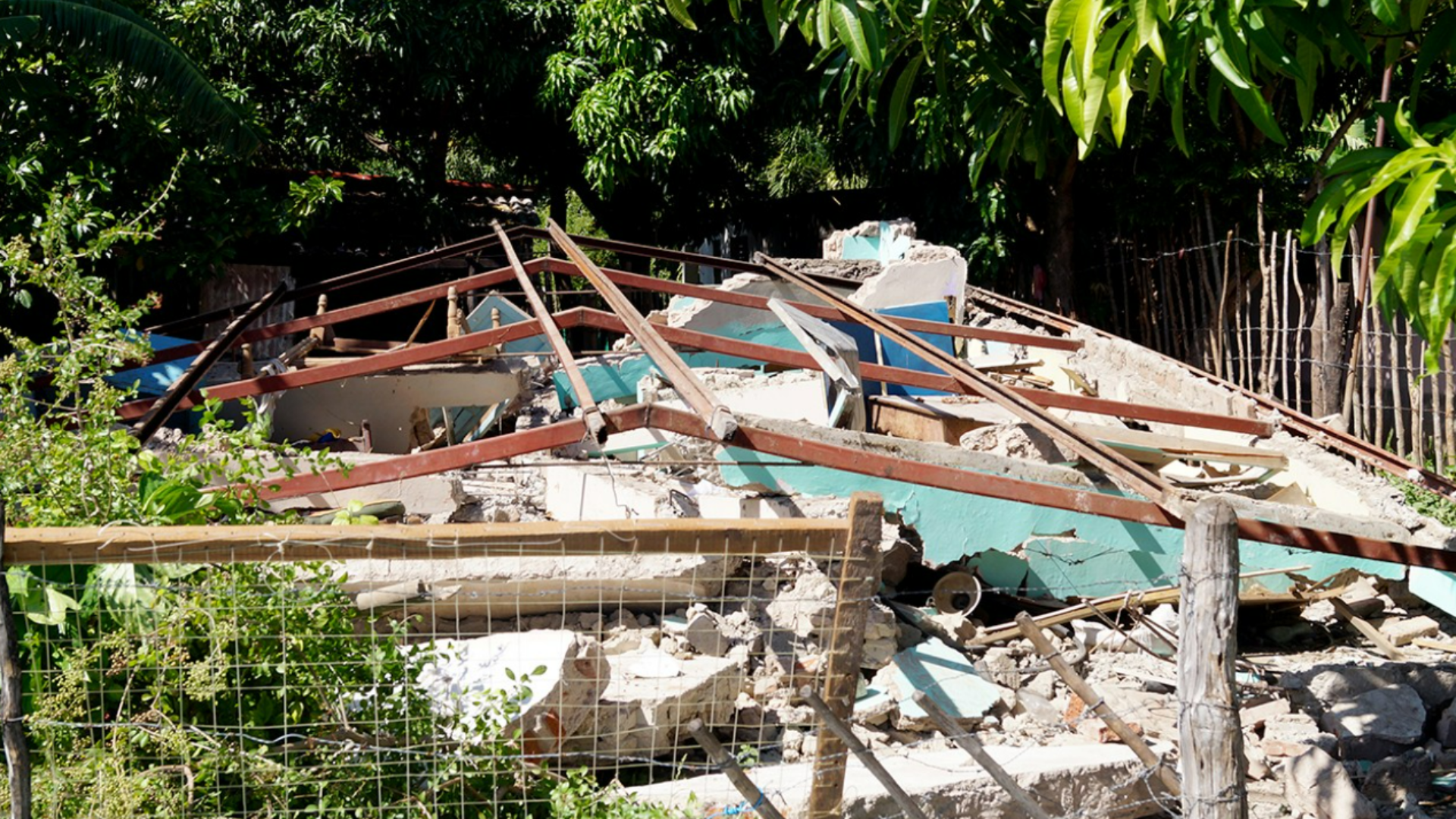 Reportan diez lesionados y más de 3500 casas afectadas tras sismos en el oriente de Cuba