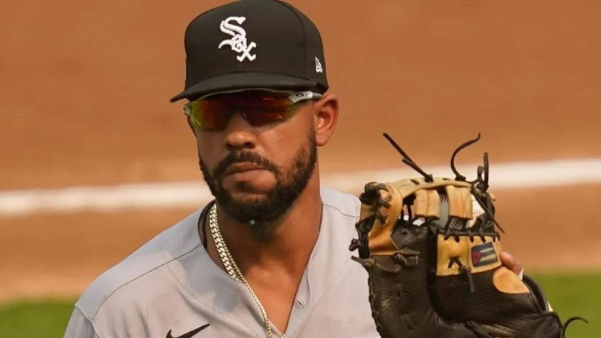 Reportan que el cubano José Abreu no jugaría más con Chicago