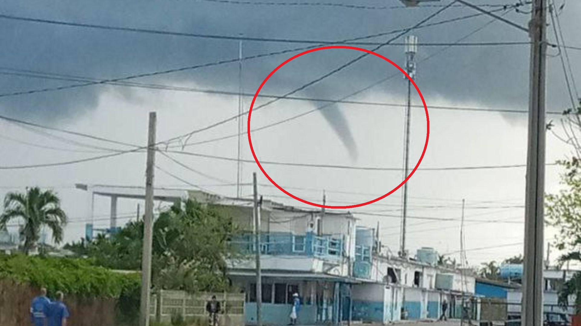 Reportan tromba marina en La Habana
