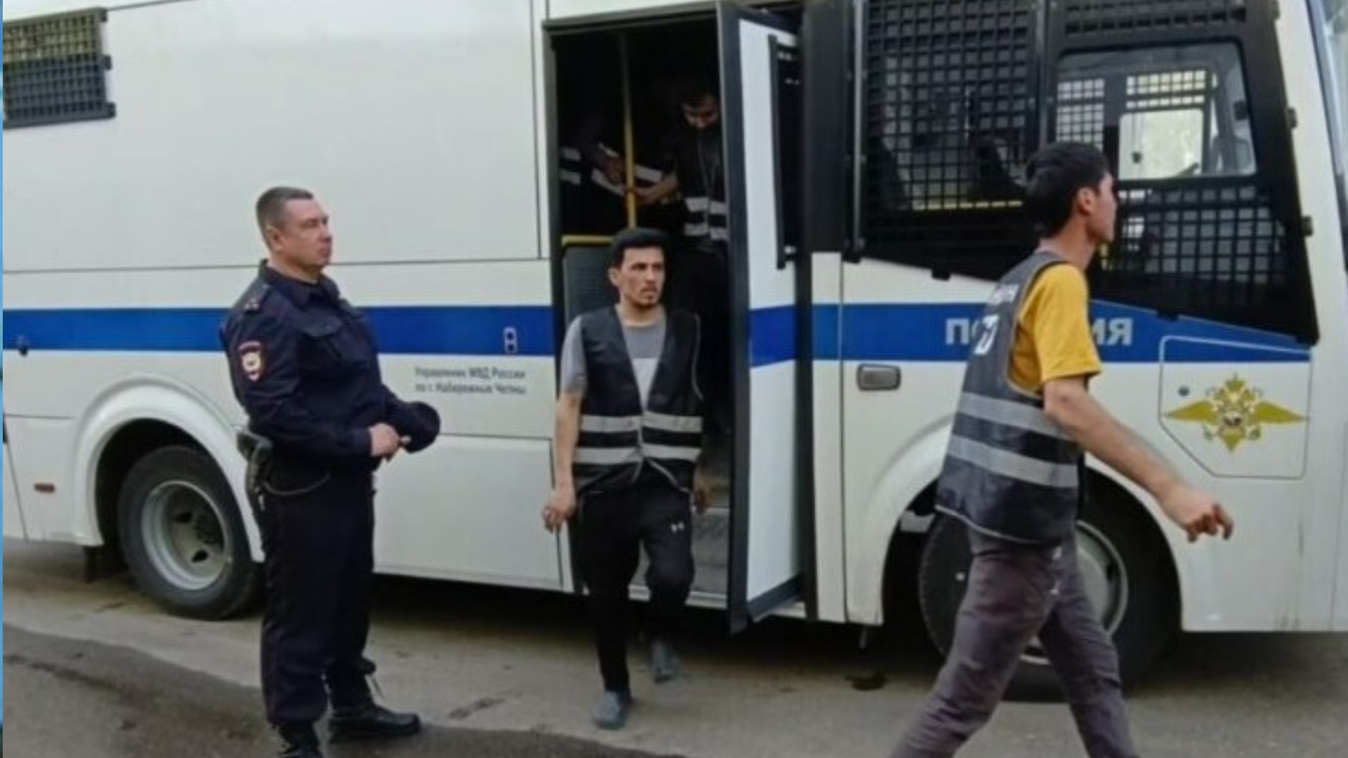 Rusia sigue deportando cubanos: cinco parejas son detenidas en Kazán 