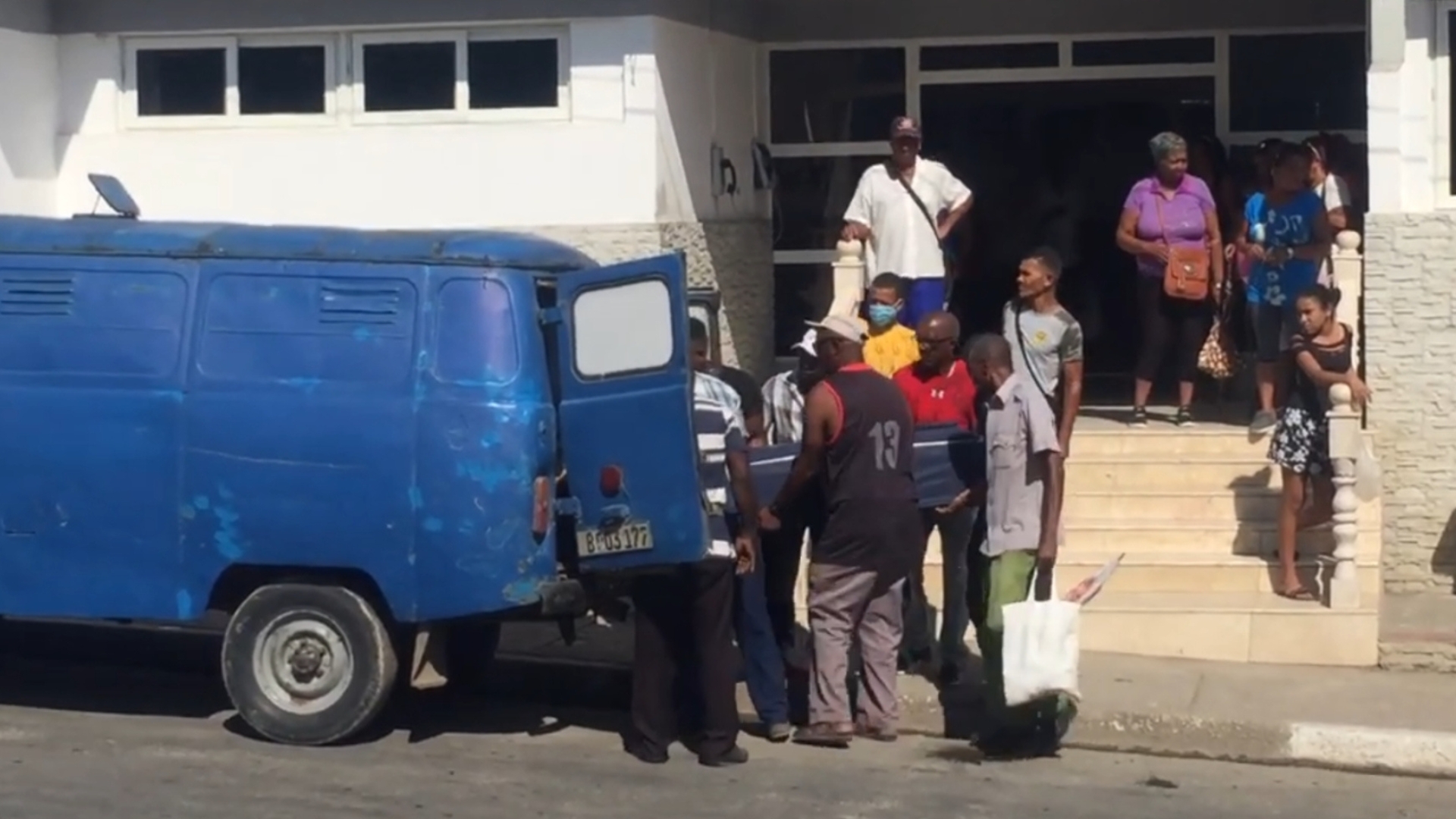 Santiago de Cuba: 10 carros fúnebres para un millón de habitantes