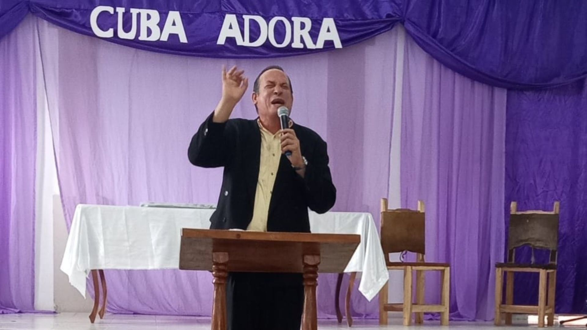 Seguridad del Estado cita a líder religioso de Santiago de Cuba