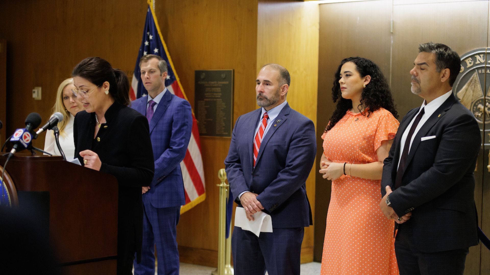 Senadores de Florida denuncian que al menos 20 represores cubanos residen en EE.UU.