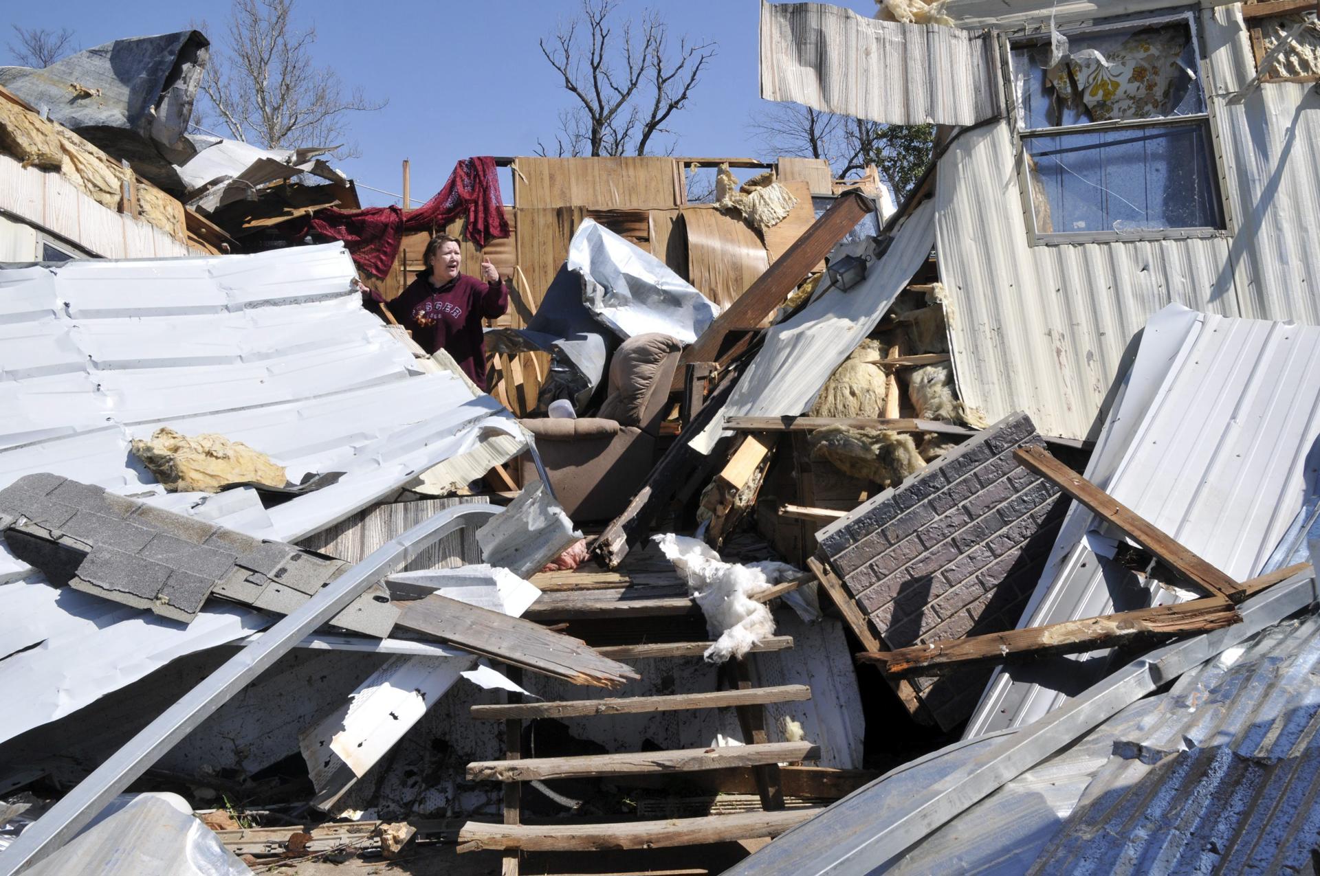 Texas declara emergencia tras devastación por tornado