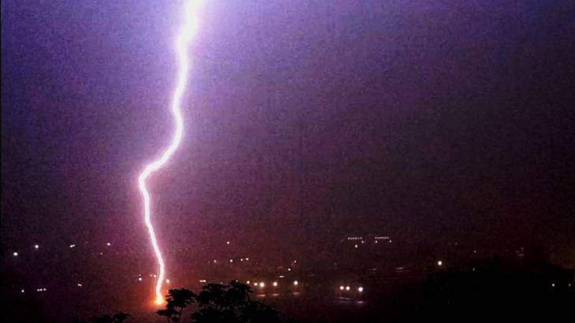 Tormenta eléctrica nocturna en La Habana deja numerosas afectaciones
