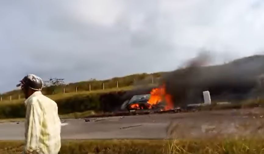 Tres muertos en accidente en Las Tunas: dos carros chocaron de frente y se incendiaron