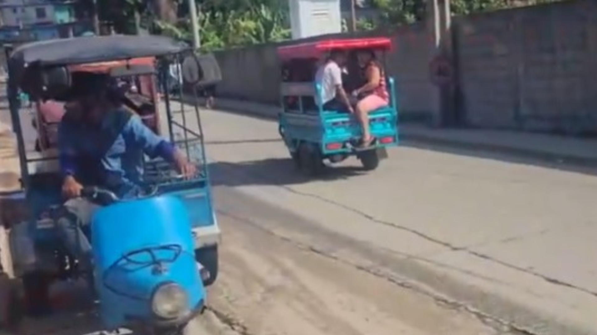 Video: denuncian multas excesivas a choferes de triciclos en Cuba 