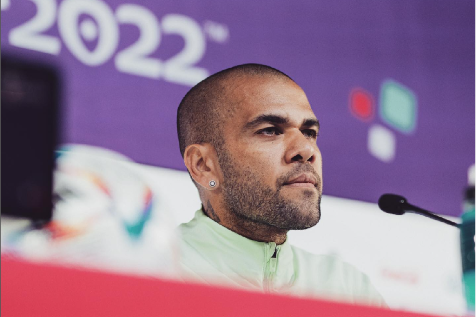 Video grabado por error implicaría más al futbolista Dani Alves en caso de presunto abuso sexual en España