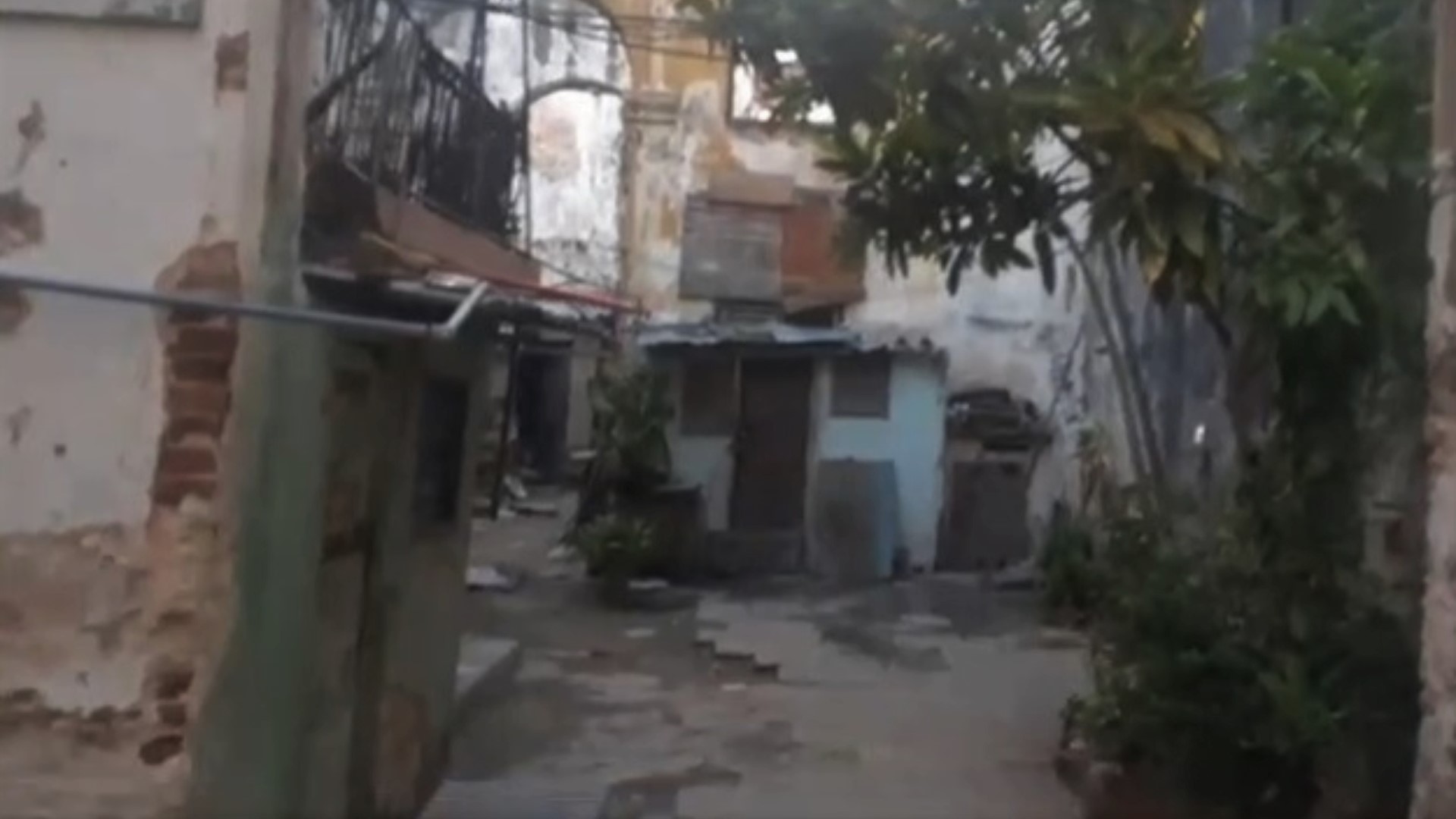 Video: ¡Increíble que alguien viva aquí!