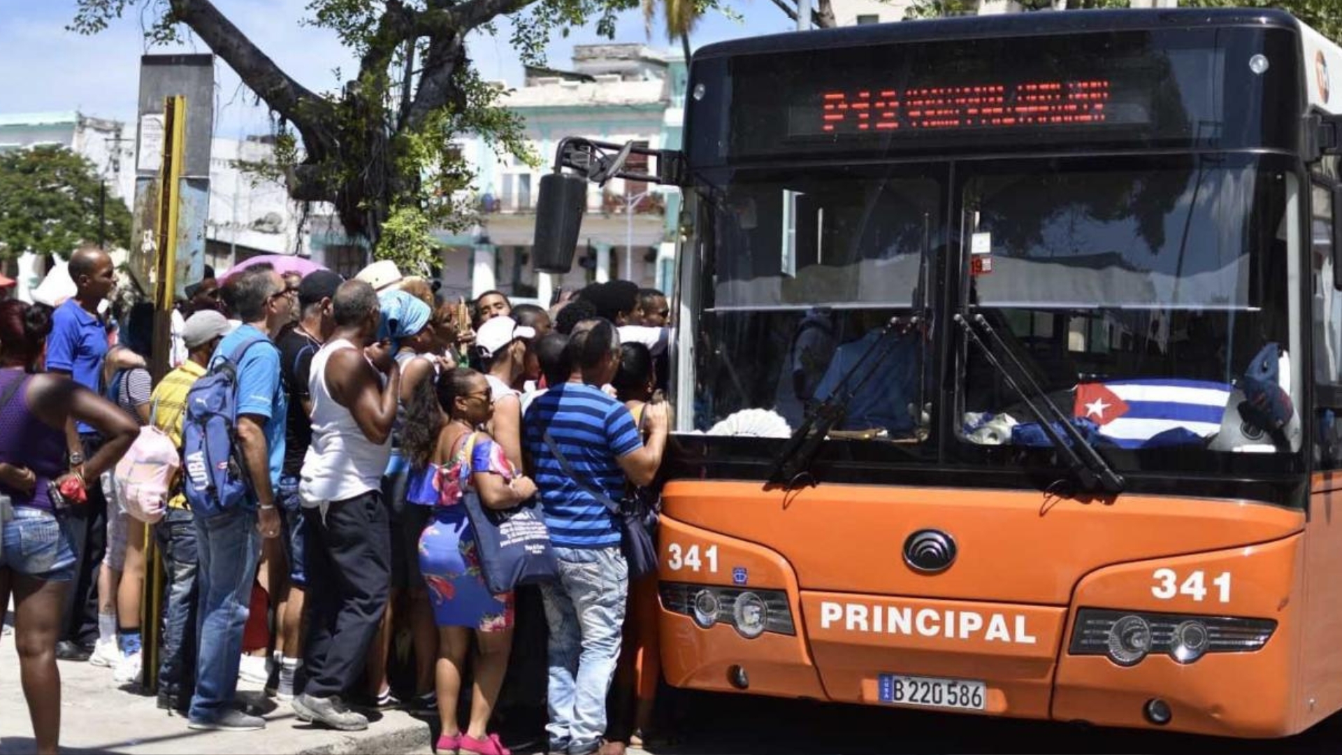 Video: no hay transporte ni hay nada en Cuba