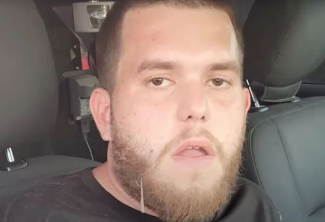 VIDEO: Persiguen a hombre de Florida y lo arrestan con 12 migrantes ilegales en su camión