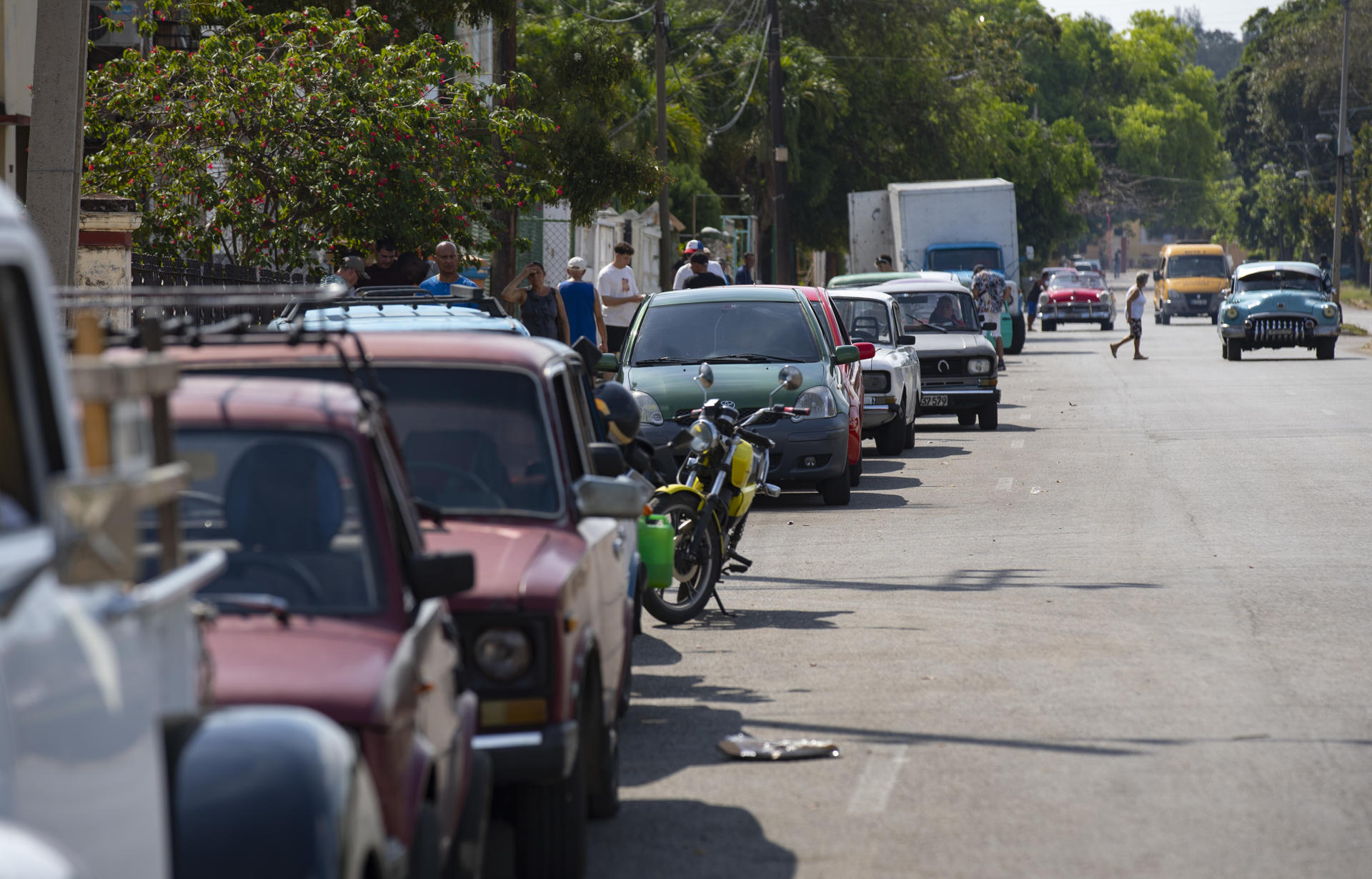 Video: persiste la crisis de combustible en Cuba