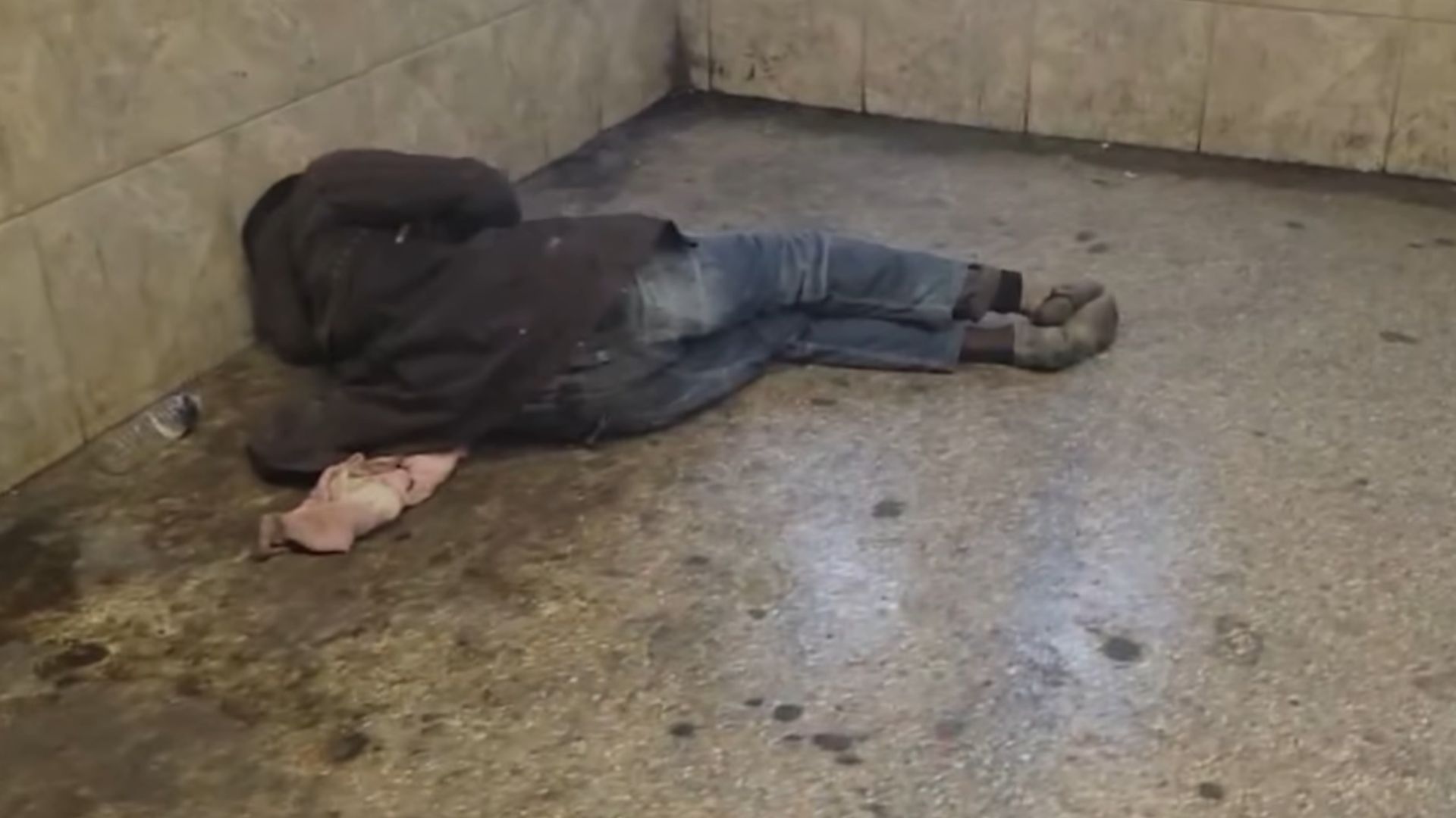 VIDEO: Personas sin hogar en Cuba