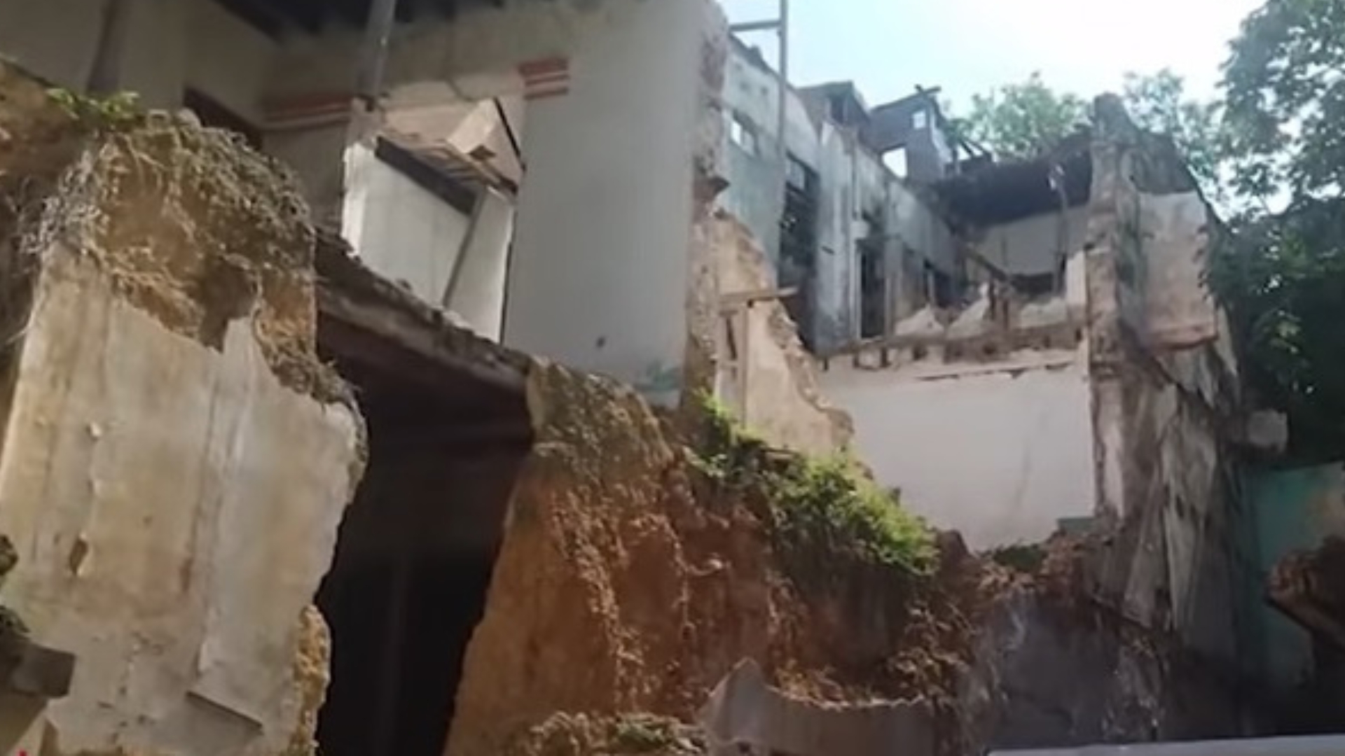 Video: Todo se está cayendo en Cuba