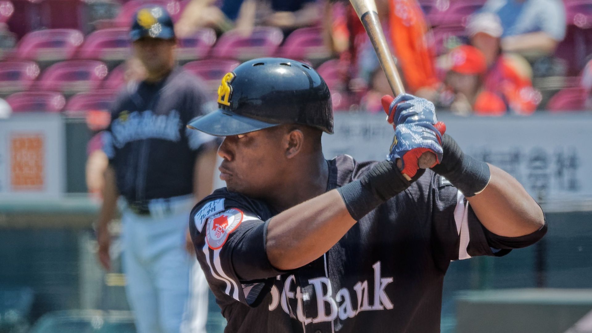VIRAL: cubano Oscar Colás casi llora al decirle a su madre que debutará en MLB