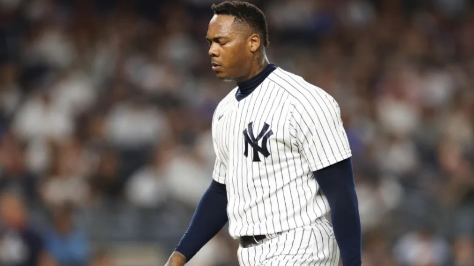Yankees pretenden poner en asignación al pitcher cubano Aroldis Chapman