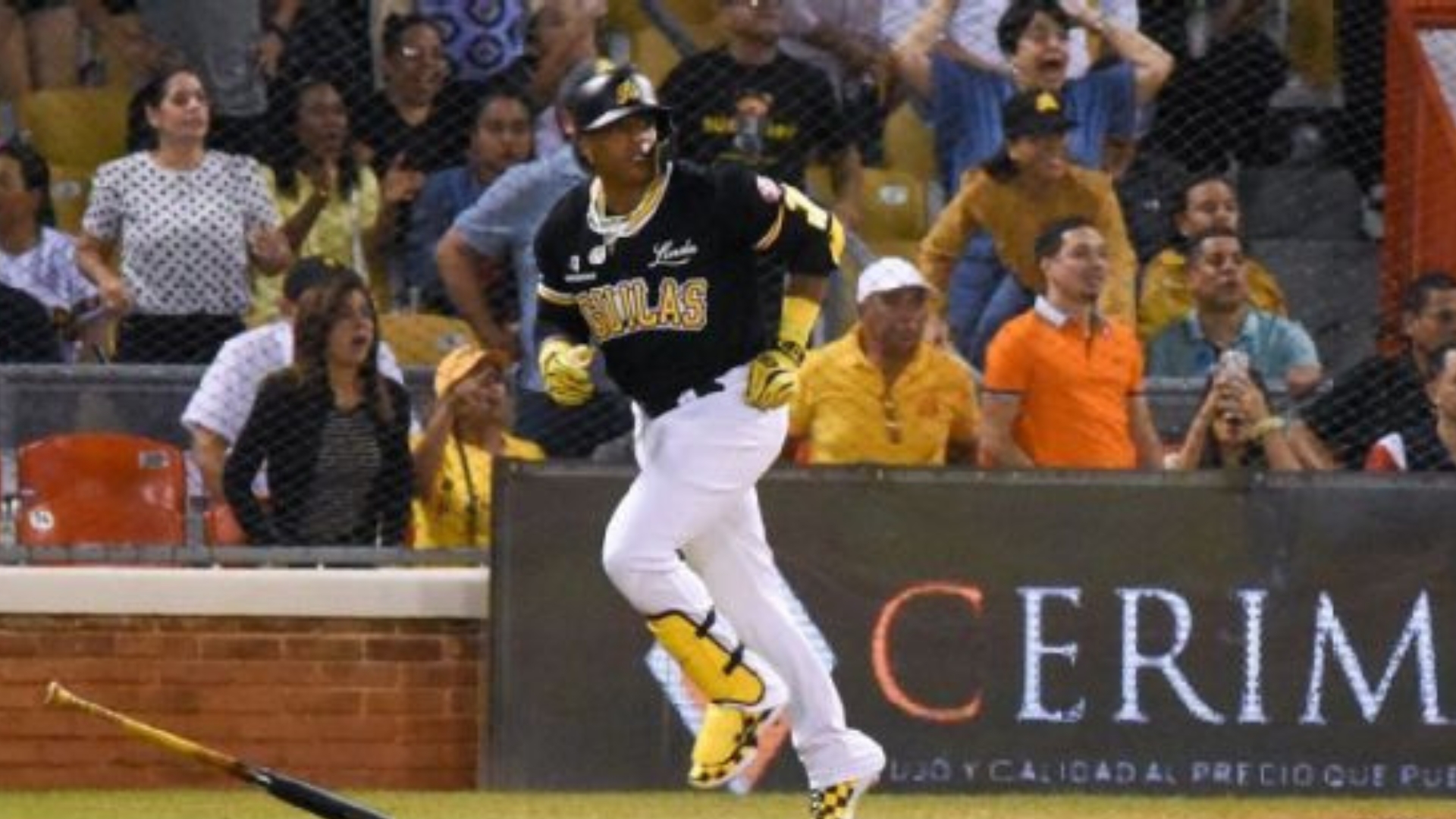 Yoenis Céspedes quiere jugar el Clásico: “No salí de Cuba por problemas políticos”