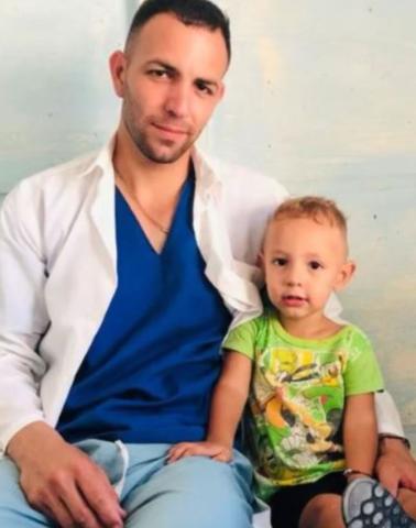 Médico y su hijo